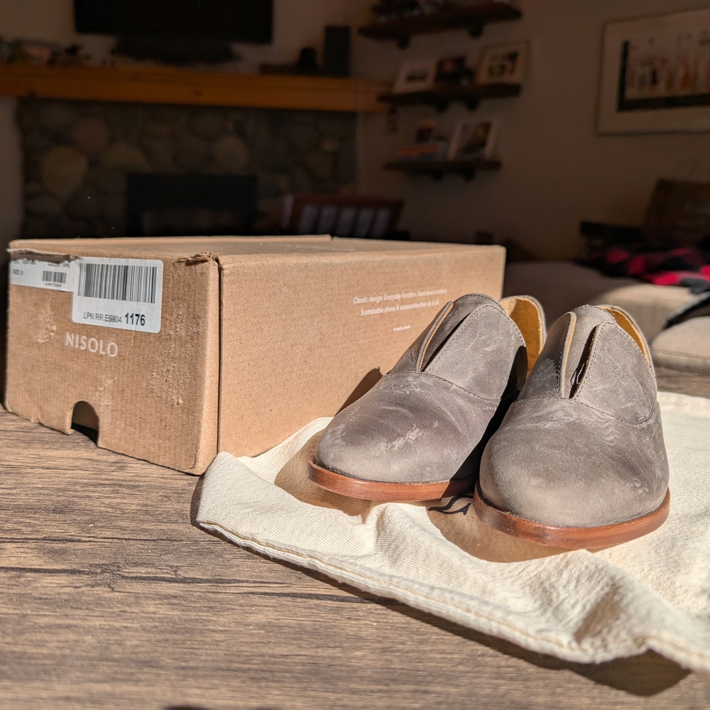Nisolo Women's Gray Leather Shoes